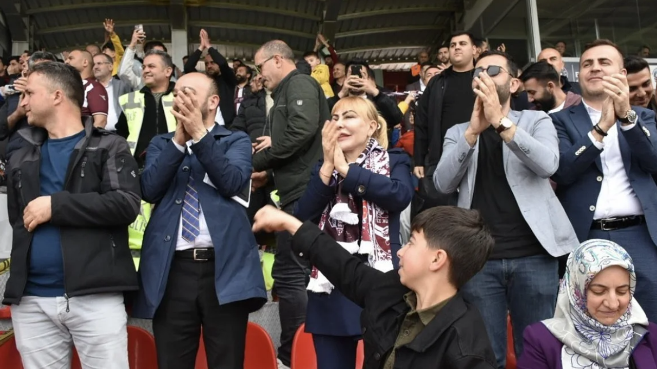 Seza Çimento’dan Elazığspor’a 1 Milyon 500 Bin TL Prim Desteği