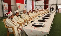 Altınçevre Kur’an Kursunda Hafızlara Özel Tören: 22 Hafız İçin 22 Pasta Kesildi