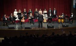 Elazığ’da Yeni Yıla Özel Türk Müziği Konseri Düzenlendi