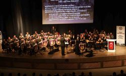 Fırat Üniversitesi'nde Bando Konseri Mest Etti
