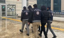Elazığ’da Göçmen Kaçakçılığı Operasyonu: 16 Düzensiz Göçmen Yakalandı, 2 Şüpheli Tutuklandı