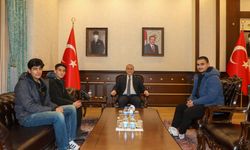 Vali Hatipoğlu’ndan Gençlere Valilik Makamında Özel Kabul