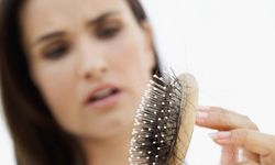 "Kadınlarda saç dökülmesinin gizli nedenleri"