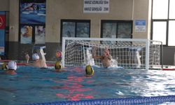 Elazığ’da Suda Nefes Kesen Mücadele; U16 Erkekler Sutopu Türkiye Şampiyonası