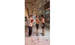 Yağan Kar Altında Önce Antrenman, Ardından Kar Banyosu Yaptılar