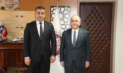 Vali Hatipoğlu Fırat Üniversitesi Hastanesi’ni Ziyaret Etti