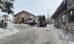 Elazığ Belediyesi Tarafından Tarihi Harput’ta Kar Temizleme Çalışması Gerçekleştirildi
