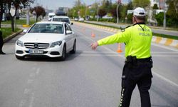 Trafikte Yeni Dönem: Ruhsatsız Yolcu Taşımacılığına 100 Bin Lira Ceza
