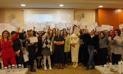 Elazığ’da Güzellik Eğitiminde Yeni Dönem: TV ve Sinema Makyajı Eğitimi Düzenlendi