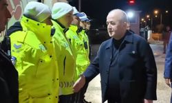 Vali Numan Hatipoğlu’ndan Sahurda Güvenlik Güçlerine Ziyaret