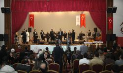 Sencer Selmanoğlu Türk Halk Müziği Konseri’nde Hemşehrileriyle Buluştu