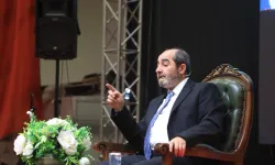 Elazığ Belediyesi Ramazan Ayı Etkinliklerine Konuk Olan Ömer Demirbağ’a Yoğun İlgi