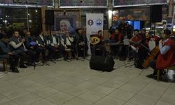 Elazığ’da İlahi Gecesi Düzenlendi