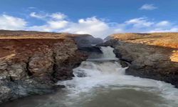 Elazığ'da Yağışlar Sonrası Şelale Coştu