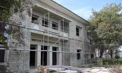 Elazığ Belediyesi, Öğretmenevi’nde Güçlendirme ve Restorasyon Çalışmalarını Sürdürüyor