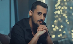 “Nerdeydin” Albümüyle Büyük Başarı: Hamdi Han’dan Unutulmaz Lansman Gecesi