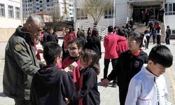 Elazığ'da Öğrencilere Orman Yangını İle Mücadele Çalışması