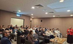 Elazığ'da Sağlık Çalışanların Seminer Verildi
