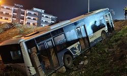 Elazığ'da Halk Otobüsü Şarampole Uçtu
