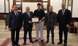 Kur’an-ı Kerim Okuma Yarışmasında Türkiye Birinciliği Elazığ’a Geldi