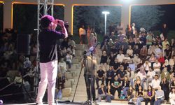 Yaz Etkinlikleri Coşkusu Amfi Tiyatroyu Doldurdu