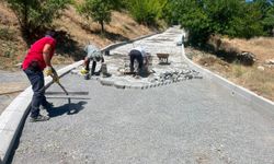 Palu Keklikdere Köyü’nde Kilitli Parke Çalışmaları Sürüyor