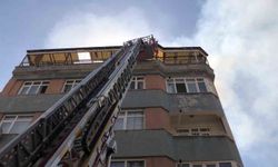 Elazığ'da Çatı Yangını Korkuttu