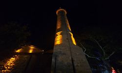 Tarihi Harput Mahallesi'nde gece güzelliği
