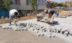 Kızılca Köyü’nde Kilitli Parke Çalışmaları Sürüyor
