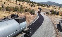 Sivrice Yaruşağı Köyü Yolunda Ulaşım Konforu Artırılıyor