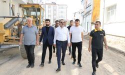 Şahin Şerifoğulları Yeni Mahalle’de Asfalt Çalışmalarını İnceledi