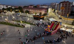 Cumhuriyet Meydanı’nda Rengarenk Coşku