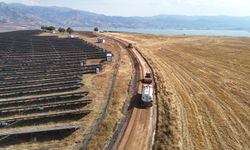 Elazığ’ın Köy Yollarında Asfalt Mesaisi Sürüyor