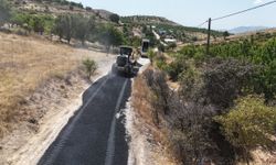 Gökbelen Köyü’nde Asfalt İyileştirme Çalışmaları Sürüyor