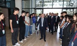 Vali Hatipoğlu, İstanbul’dan Gelen Öğrencilerle Buluştu