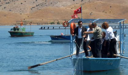 Keban’da Balıkçılık Sezonu “Vira Bismillah” ile Açıldı
