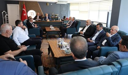 Bakanlar Elazığ Ticaret Borsası’nda: Başkan Dumandağ Projeleri Anlattı