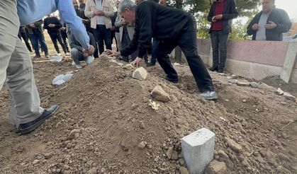 Bir Hafta Sonra Cesedi Bulunan Veysel Son Yolculuğuna Uğurlandı