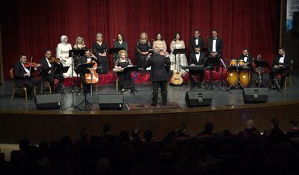 Elazığ’da Yeni Yıla Özel Türk Müziği Konseri Düzenlendi