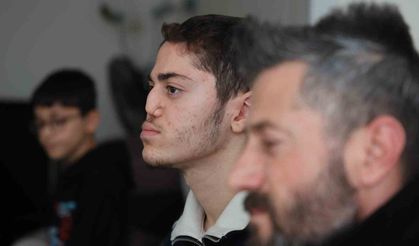 18 Günlükken Uzuvlarını Kaybeden Genç azmiyle Örnek Oluyor