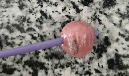 Şekerin İçinden Taş Çıktı