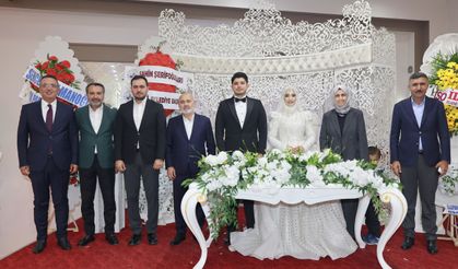 Yatkın ve Şeker Ailelerinin Mutlu Günü: Elifnaz ile Safa Kürşat Dünyaevine Girdi