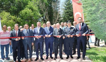 Fırat Üniversitesi'nde 15 Temmuz Sergisi ve Şehitlik Yolu Açıldı