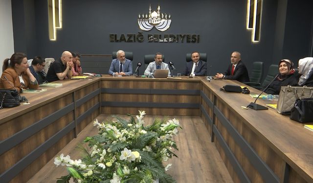 Elazığ’da Öğretmenlere Yönelik Kültür Sohbetleri Etkinliği Başlatıldı
