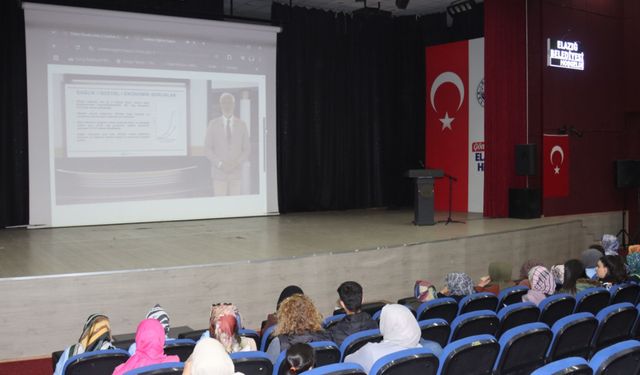 Elazığ Belediyesi’nde, İşgücü Uyum Programı Kapsamında Eğitim Semineri Düzenlendi
