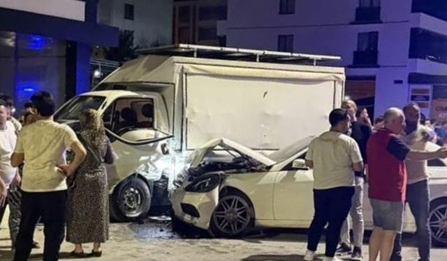 Elazığ’da Pikap İle Otomobil Çarpıştı: 3 Yaralı