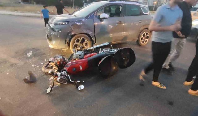 Elazığ’da Otomobil İle Motosiklet Çarpıştı:1 Yaralı