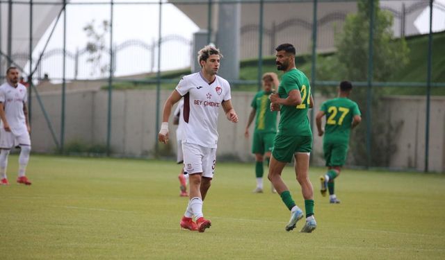 Hazırlık Maçı: Elazığspor: 3 - Şanlıurfaspor: 1