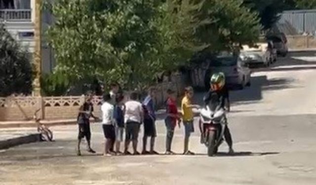 Elazığ’da Motorcuyla Çocukların Renkli Anları