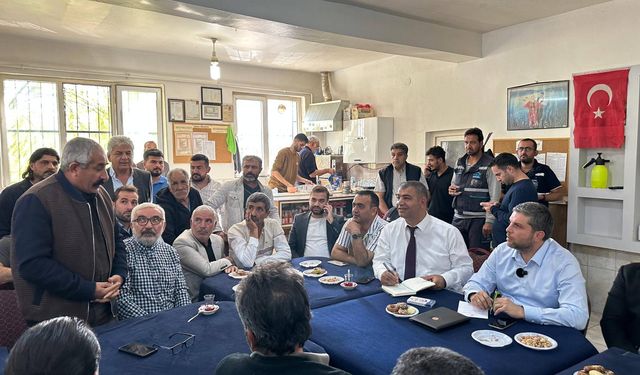 Milletvekili Nazırlı, Akçakiraz’da Vatandaş ve Muhtarlarla Buluştu